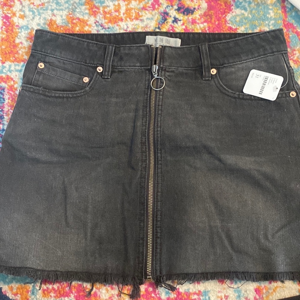 Free People front zip skirt